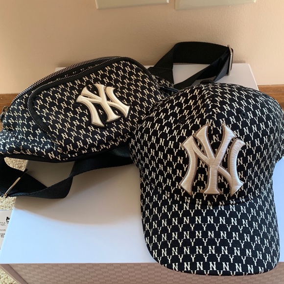 mlb bum bag